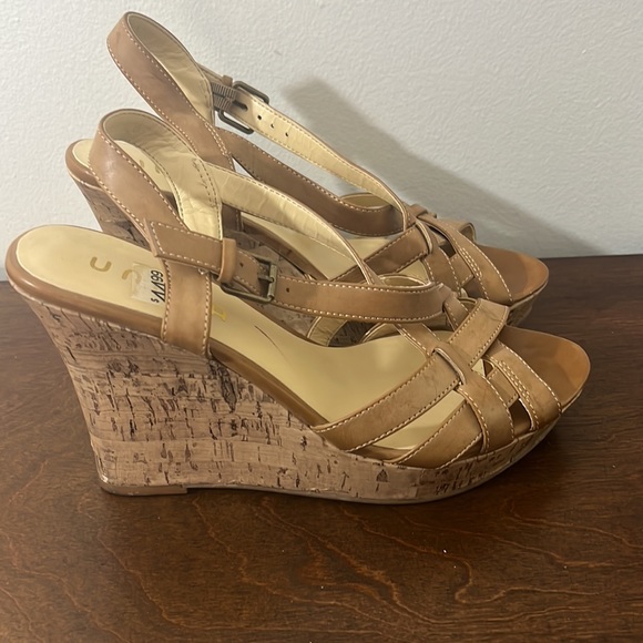 Wedge sandals - Picture 2 of 6